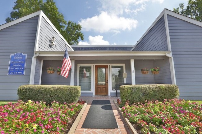 Lakewood Apartments