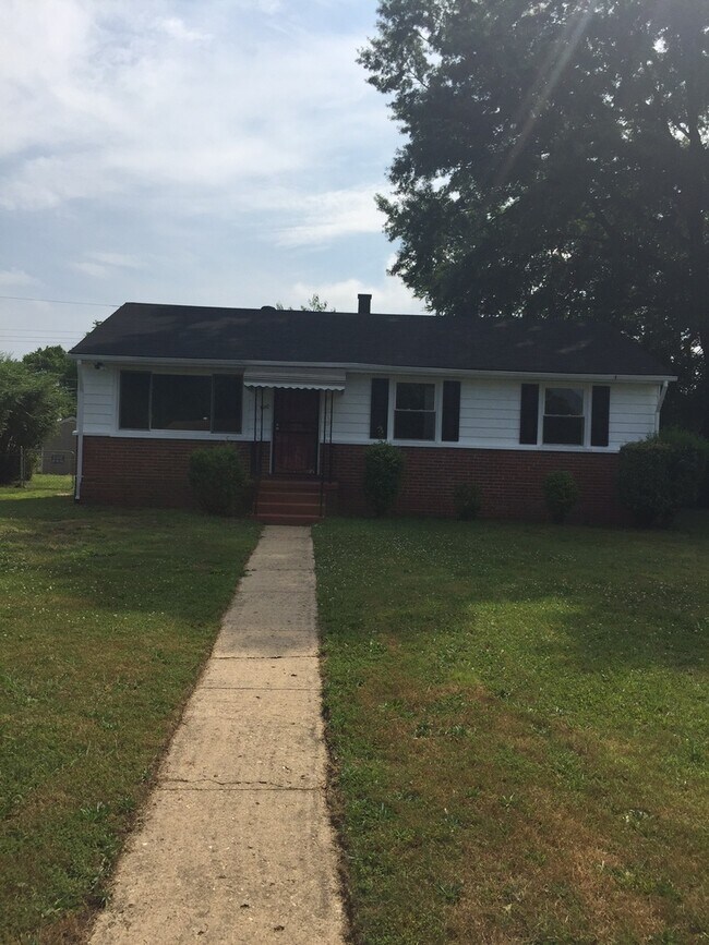 property at 1910 Bloom Ln