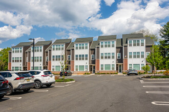 Princeton Ascend (Live/Work Units) in Princeton Junction, NJ - Building Photo - Building Photo