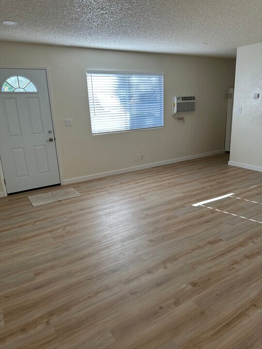 512 Fein Ave, Unit B in Paso Robles, CA - Building Photo