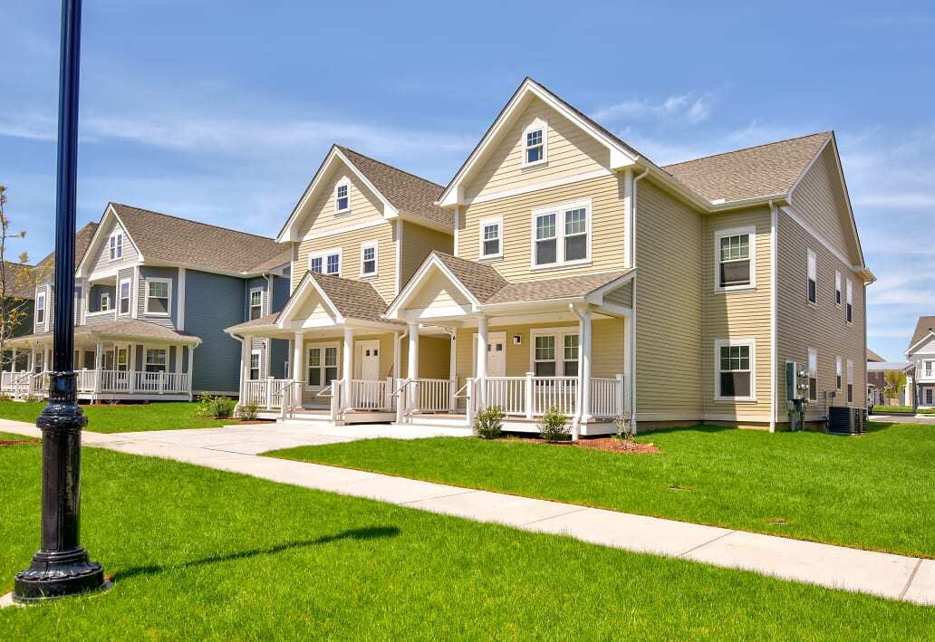 Willow Creek Apartments in Hartford, CT - Foto de edificio