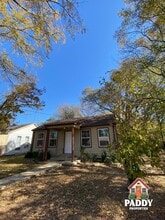 105 S Lide Ave in Mount Pleasant, TX - Building Photo - Building Photo