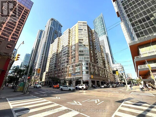 property at 711-1711 Bay St.