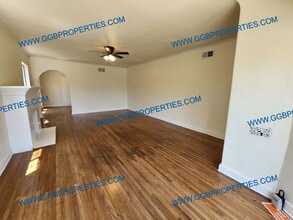 5435 6th Ave in Los Angeles, CA - Building Photo - Building Photo