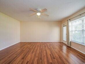 110 Spring Lake Ct in Vero Beach, FL - Building Photo - Building Photo