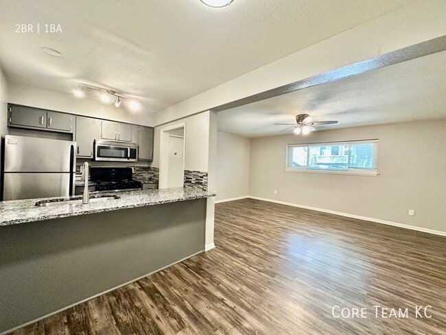 703 E 40th St in Kansas City, MO - Building Photo - Building Photo