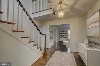 7721 Maryknoll Ave in Bethesda, MD - Building Photo - Building Photo