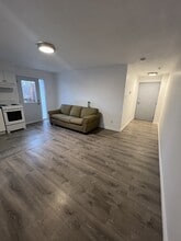 625 Borthwick Ave in Ottawa, ON - Building Photo - Building Photo