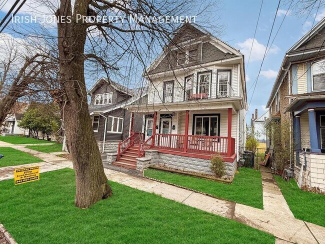 306 East St-Unit -Upper in Buffalo, NY - Building Photo - Building Photo