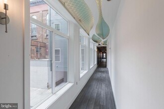 1133 E Columbia Ave in Philadelphia, PA - Foto de edificio - Building Photo