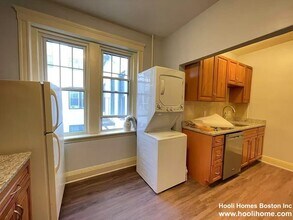 153 Strathmore Rd in Boston, MA - Building Photo - Building Photo