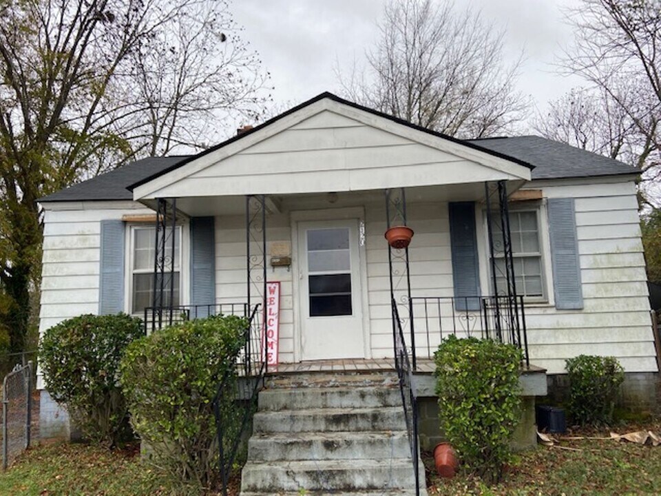 2120 Chestnut St in Columbia, SC - Building Photo