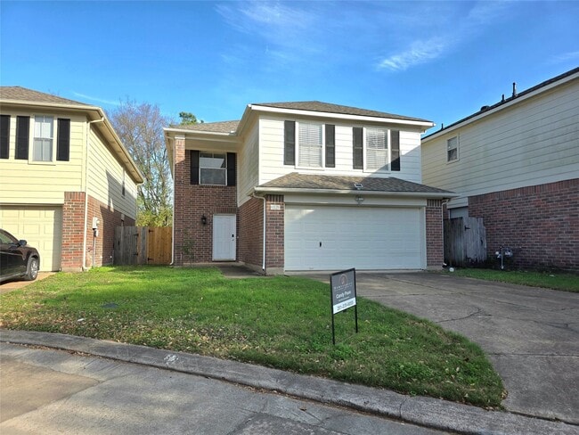 property at 8126 Golf Green Cir