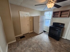 2122 Jones St in Sioux City, IA - Building Photo - Building Photo