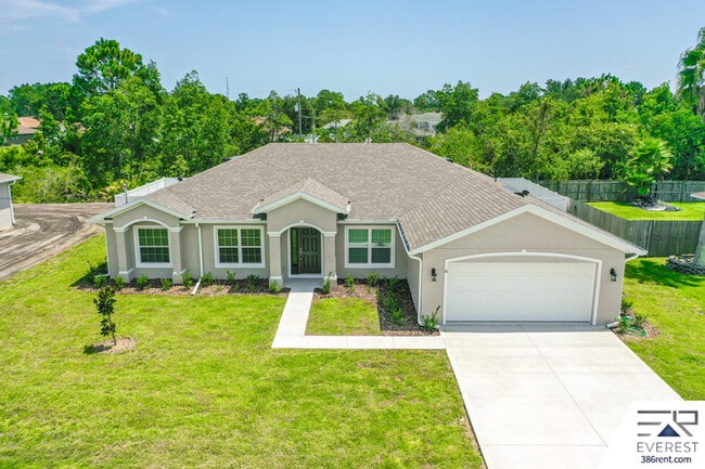 10 Lysander Ln in Palm Coast, FL - Building Photo - Building Photo