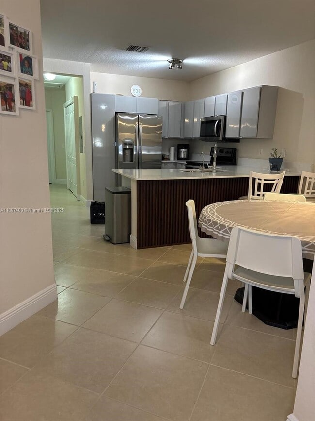 property at 3310 Palomino Dr