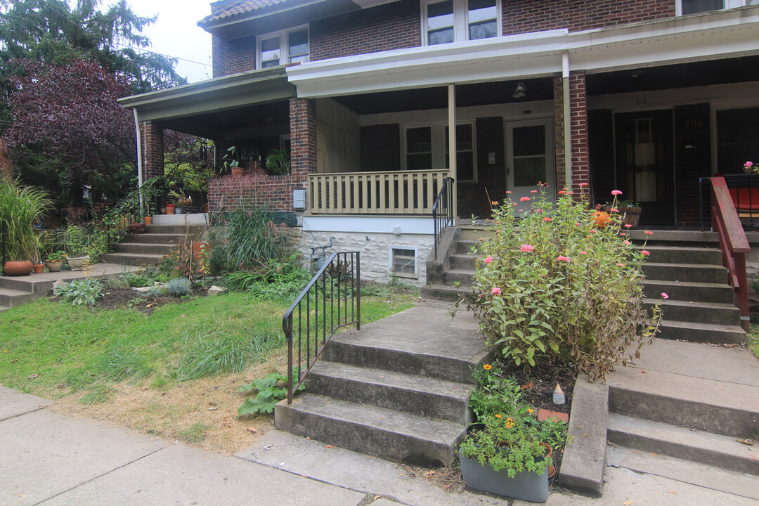 388 Lamar Ave in Pittsburgh, PA - Foto de edificio