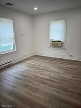 252 Spring St in Newton, NJ - Building Photo - Building Photo