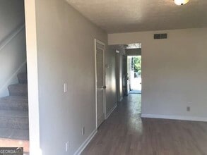 470 S Jeff Davis Dr in Fayetteville, GA - Foto de edificio - Building Photo