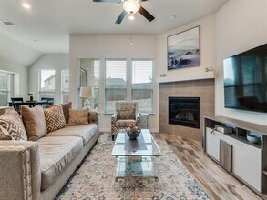 1313 Prairie Lake Ct in Lewisville, TX - Building Photo - Building Photo