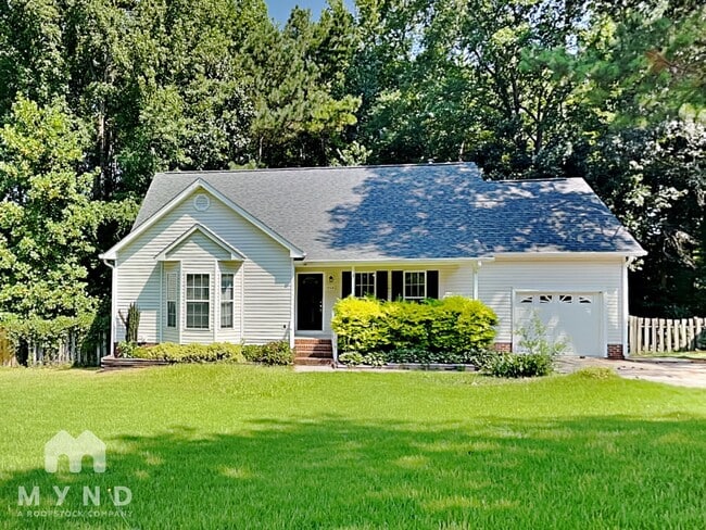 property at 1008 Roundtable Ct