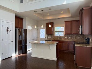 16101 Hawthorne Heights Trail in Austin, TX - Building Photo - Building Photo