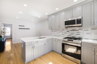 366 Pacific Ave in Jersey City, NJ - Building Photo - Building Photo