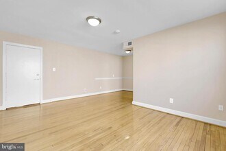4420 1st Pl NE in Washington, DC - Building Photo - Building Photo
