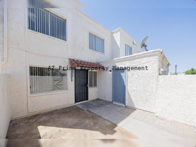 property at 5246 N 42nd Ln