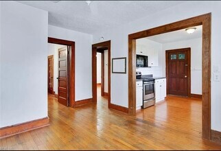 161 Alleghany Rd in Hampton, VA - Building Photo - Building Photo