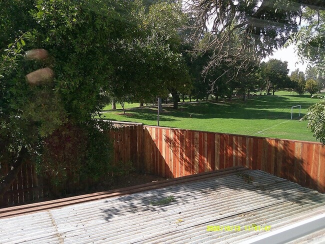 725 Devonshire Ct in Dixon, CA - Building Photo - Building Photo