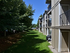 The Villages on 4th & Sullivan in Spokane Valley, WA - Foto de edificio - Building Photo