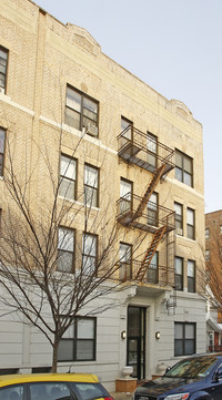 592-596 E 22nd St in Brooklyn, NY - Foto de edificio - Building Photo