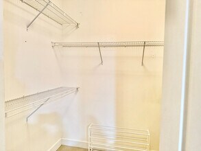 634 E 9th St in Charlotte, NC - Building Photo - Building Photo