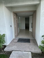 97 Don Quixote Dr in Rancho Mirage, CA - Foto de edificio - Building Photo