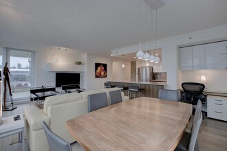 458 Expo Blvd in Vancouver, BC - Building Photo - Building Photo