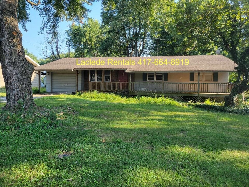 51 Willow Ln in Lebanon, MO - Building Photo