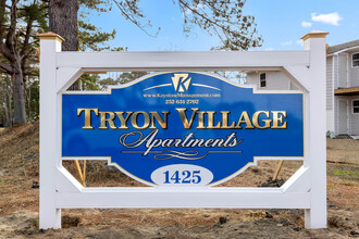 Tryon Village Apartments in New Bern, NC - Building Photo - Building Photo