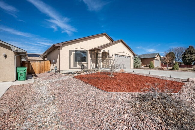 21 Arrowsmith Dr in Pueblo, CO - Building Photo - Building Photo