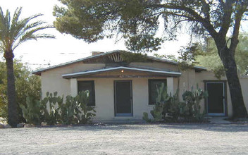 3305-3319 N Dodge Blvd in Tucson, AZ - Building Photo - Building Photo