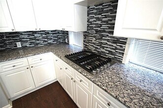 18620 Gibbons Dr in Dallas, TX - Building Photo - Building Photo