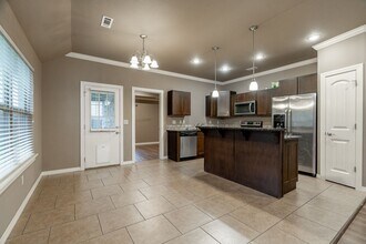 3064 N Raven Ln in Fayetteville, AR - Building Photo - Building Photo