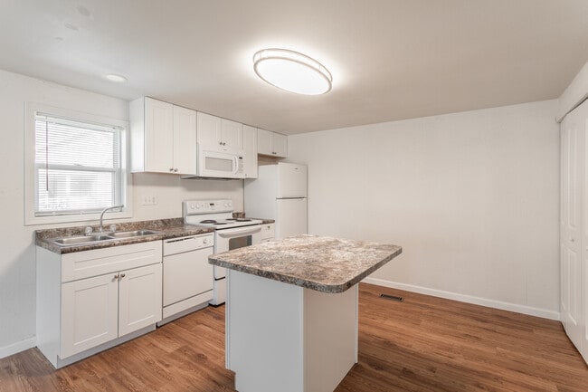 Woods Crossing Apartments in Cambridge, MD - Foto de edificio - Interior Photo