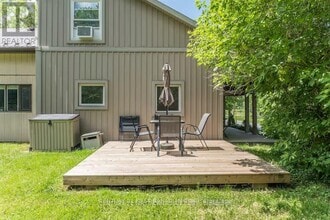 705 Conservation Dr in Waterloo, ON - Building Photo - Building Photo