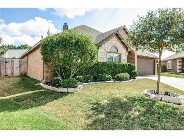 3965 Vista Greens Dr in Fort Worth, TX - Building Photo - Building Photo