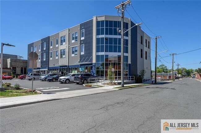 202 W 7th St in Plainfield, NJ - Building Photo - Building Photo