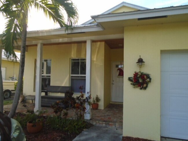 property at 310 SE 3rd Ave