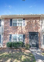 415 Parkdale Dr in Charleston, SC - Building Photo