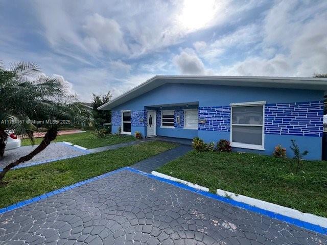 property at 818 SW 13th St