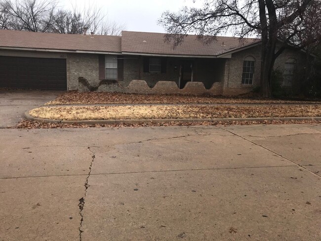 property at 1021 Crown Dr